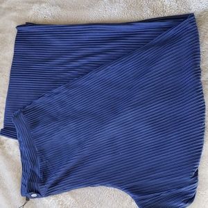 NWT.  Wide leg lounging pants XL